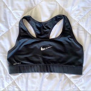 Nike Pro Sports Bra